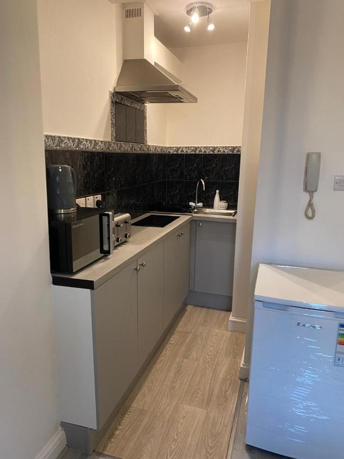 Luxury 1 Bedroom Apartment Londen Buitenkant foto