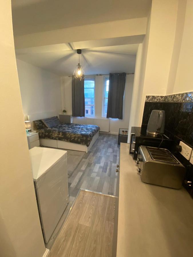 Luxury 1 Bedroom Apartment Londen Buitenkant foto